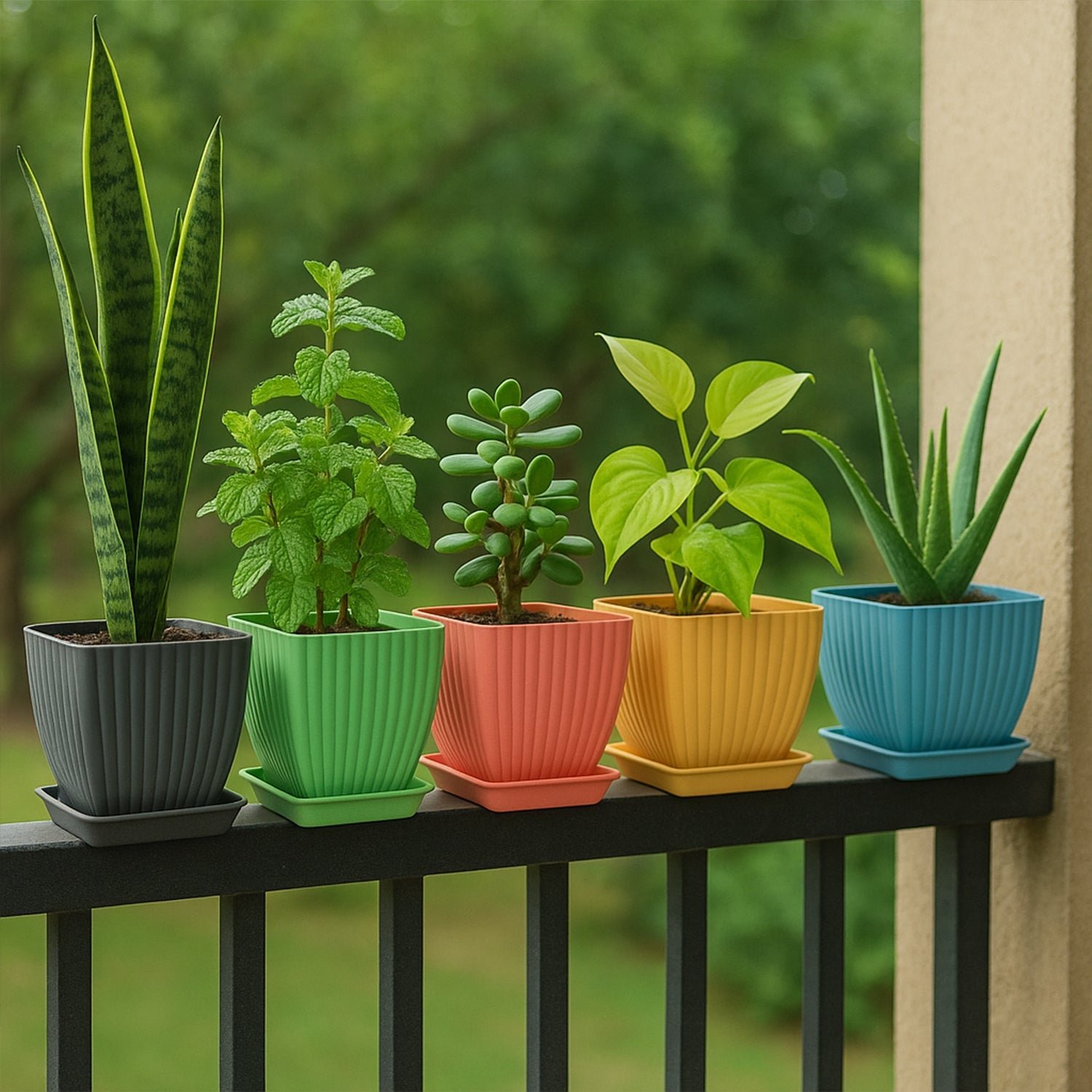 Square Plastic Flower Pot Set